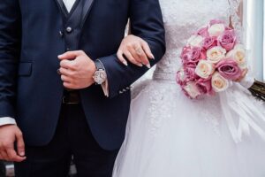 כמה זמן לפני חתונה כדאי לקנות חליפת חתן? 